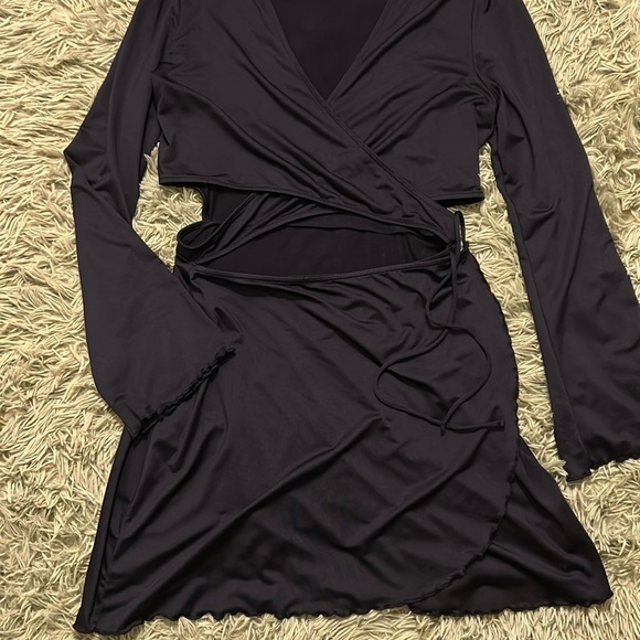 H&M V neck wrap dress - Picture 5 of 11